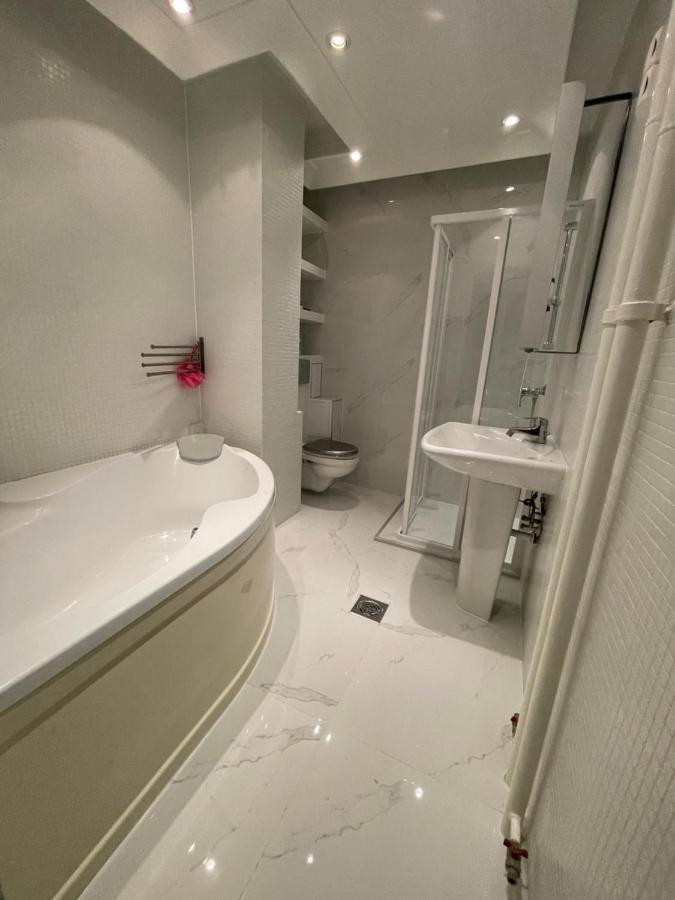 Ruben Apartman City Center Дебрецен Екстериор снимка
