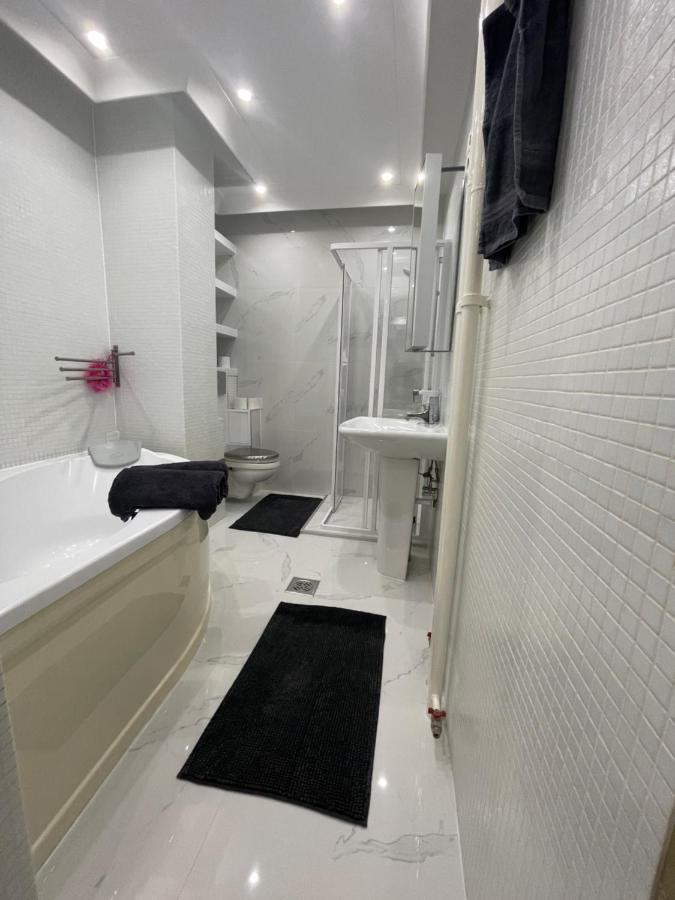 Ruben Apartman City Center Дебрецен Екстериор снимка